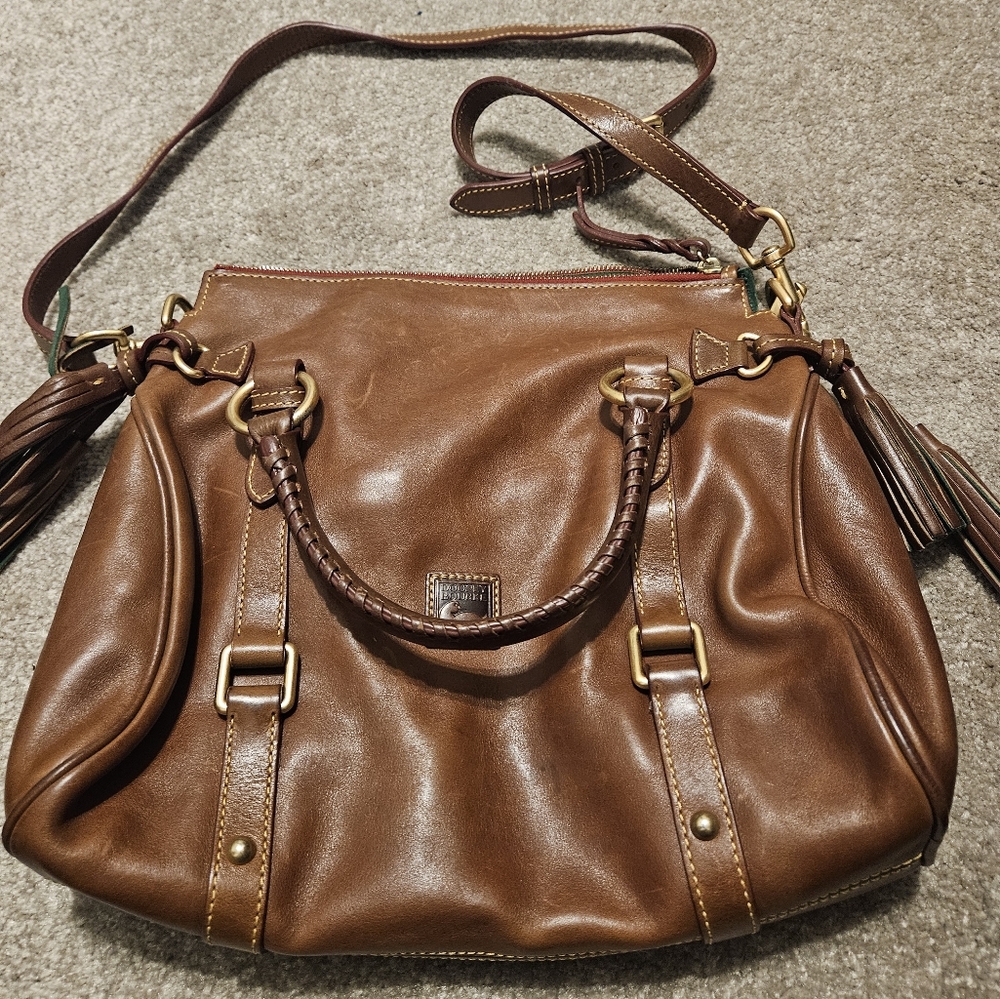 Dooney & Bourke Florentine Sachel